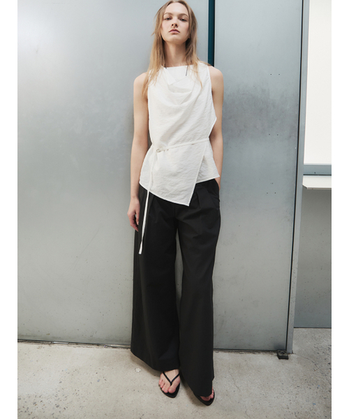 LETQSTUDIO(レチケットスタジオ)の「プリーツループリネンパンツ、ブラック(その他パンツ・レディース・その他・SMALL/MEDIUM)」の2枚目の写真