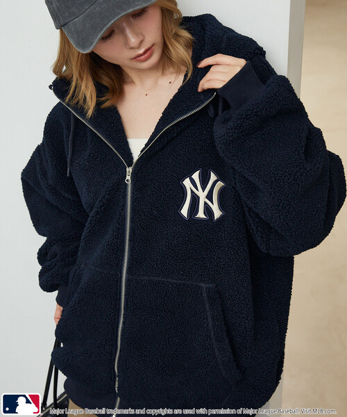 PUBLUX(パブリュクス)の「PUBLUX/パブリュクス 別注 MLB ボア フーディー 限定展開(パーカー・メンズ・ブラック/ベージュ/ネイビー/ブラウン・SMALL/LARGE/MEDIUM)」の15枚目の写真