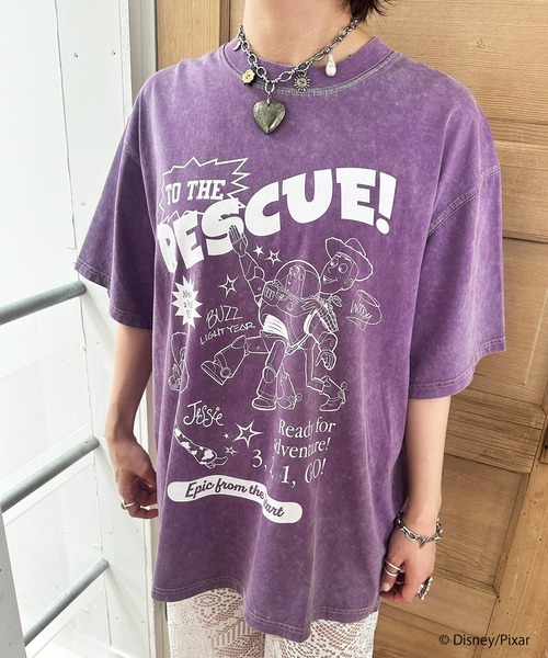DOUBLE NAME(ダブルネーム)の「【TOY STORY】”TO THE RESCUE!”加工BIG TEE(Tシャツ/カットソー・レディース・レッド/ベージュ/パープル・FREE)」の12枚目の写真
