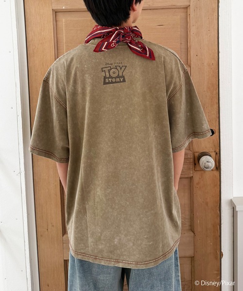 DOUBLE NAME(ダブルネーム)の「【TOY STORY】”TO THE RESCUE!”加工BIG TEE(Tシャツ/カットソー・レディース・レッド/ベージュ/パープル・FREE)」の7枚目の写真