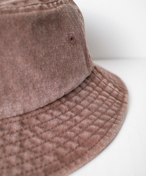 FRUIT OF THE LOOM(フルーツオブザルーム)の「【es】【FRUIT OF THE LOOM】Pigment BUCKET HAT(ハット・メンズ・ブラック/ブラウン/アイボリー/インディゴブルー/ベージュ・FREE)」の12枚目の写真