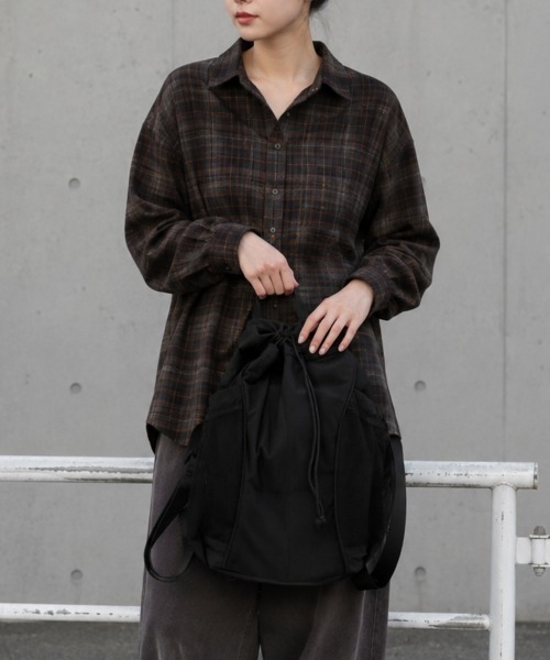 center i(センターアイ)の「巾着リュック レディース メッシュポケットバックパック(バックパック/リュック・レディース・グレー/ブラック・FREE)」の9枚目の写真