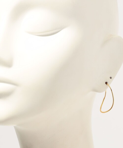 BAR JEWELLERY(バージュエリー)の「BAR Jewellery PROFILE ゴールド ピアス(ピアス(両耳用)・レディース・ゴールド・FREE)」の5枚目の写真