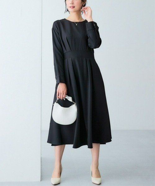 7days Life Styling(セブンデイズライフスタイリング)の「【選べる2タイプ】ダブルクロスウエスト切替ワンピース(ワンピース・レディース・ベージュ系/ブラック系/ネイビー系/ブラック/ベージュ/ネイビー・S/M/L/LL)」の2枚目の写真