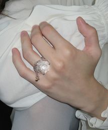 SINOON（シヌーン）の「Rose Drop Ring (Silver)（リング）」