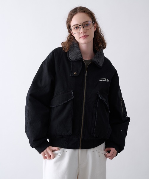 Perushu(ペルーシュ)の「Vintage Washed Boa Collar Duck Flight Jacket/ヴィンテージウォッシュ ボアカラー ダック フライトジャケット(ブルゾン・メンズ・カーキ/ブラウン/ブラック・MEDIUM/SMALL/LARGE)」の7枚目の写真