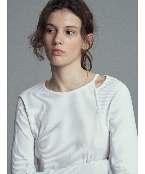 MALOUPE(マロップ)の「5117 肩ポイントスリムティ (ホワイト)(Tシャツ/カットソー・レディース・ホワイト・FREE)」の8枚目の写真