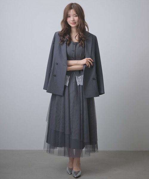 AND COUTURE(アンドクチュール)の「レイヤードビスチェキャミワンピース(ワンピース・レディース・ブラック/チャコールグレー・FREE)」の12枚目の写真