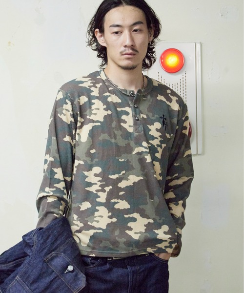 ROOPTOKYO(ループトウキョウ)の「ワンポイント刺繍ワッフルヘンリーネックロンロンT カモフラージュ柄 迷彩柄 Tシャツ 長袖 ワッフル生地 カジュアル y2K ストリート メンズ レディース 2026年 秋 秋服 冬 冬服(Tシャツ/カットソー・メンズ・カーキ/カーキ系2・M/L)」の10枚目の写真