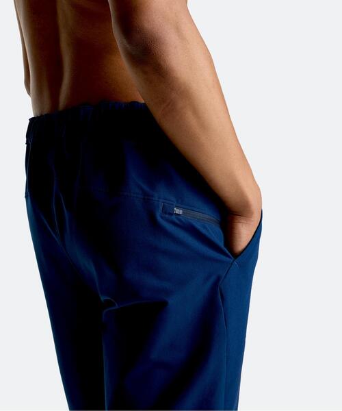 UNDER ARMOUR（アンダーアーマー）の「UAブラッシュドウーブン パンツ（トレーニング/メンズ）（その他パンツ・メンズ・ネイビー・XL/M/S/L/3XL/2XL）」の7枚目の写真