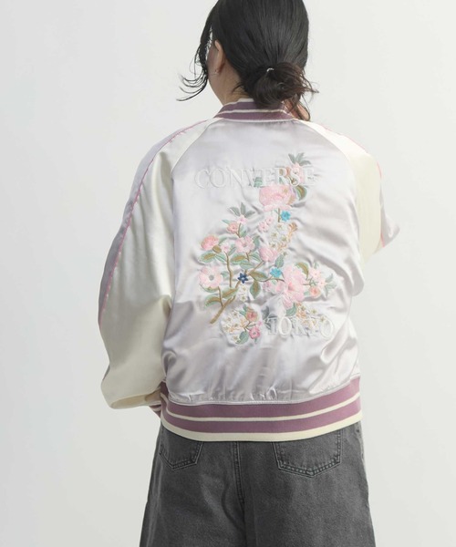 CONVERSE TOKYO(コンバーストウキョウ)の「FLOWER EMBROIDERY SOUVENIR JACKET(ブルゾン・レディース・ピンク/ボルドー/グレー・FREE)」の1枚目の写真