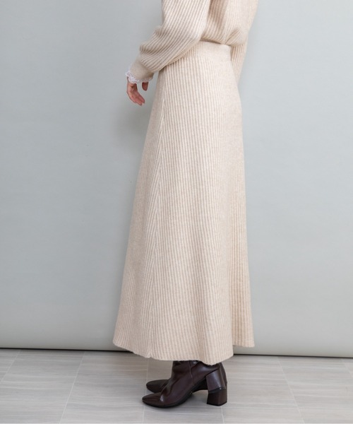 lodie（ロディ）の「【セット】レーストリムリブカーデ×フレアスカート（セットアップ・レディース・ベージュ/チャコールグレー・FREE）」の18枚目の写真