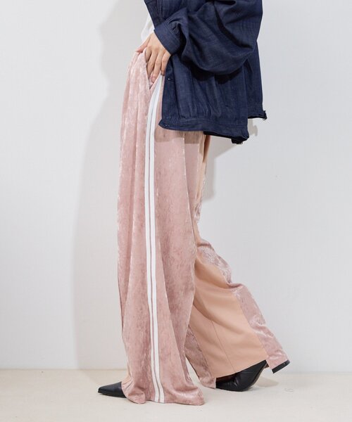 etsinta(エシンタ)の「【etsinta】リメイクベロアジャージーパンツ(その他パンツ・レディース・ネイビー/ピンク・ONE SIZE)」の4枚目の写真