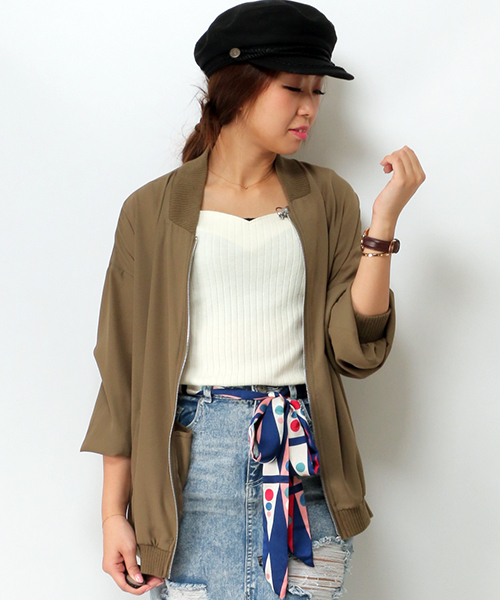 VENCEEXCHANGE（ヴァンスエクスチェンジ）の「ビックシルエットブルゾン（ブルゾン・レディース・オフホワイト/ブラック/カーキ・MEDIUM）」の6枚目の写真