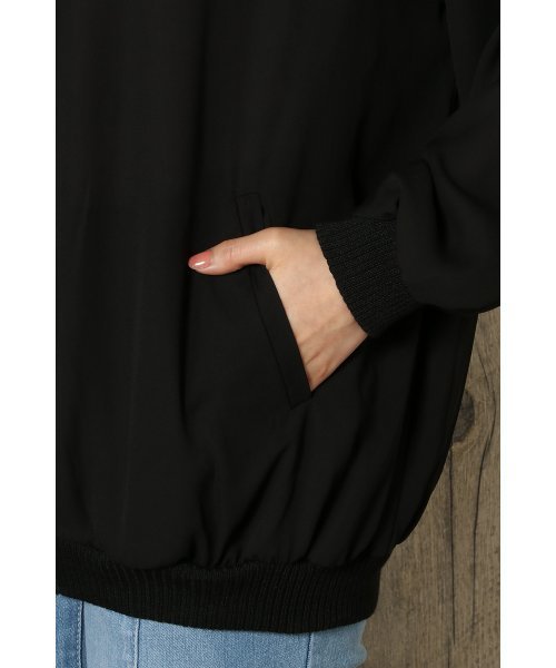 VENCEEXCHANGE（ヴァンスエクスチェンジ）の「ビックシルエットブルゾン（ブルゾン・レディース・オフホワイト/ブラック/カーキ・MEDIUM）」の10枚目の写真