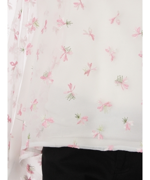 merry jenny（メリージェニー）の「おはな刺繍のスクエアＴＯＰＳ（シャツ/ブラウス・レディース・ブラック/オフホワイト・FREE）」の5枚目の写真