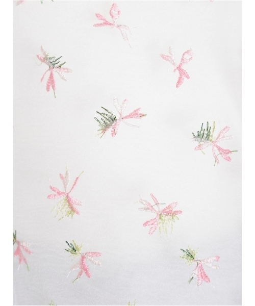 merry jenny（メリージェニー）の「おはな刺繍のスクエアＴＯＰＳ（シャツ/ブラウス・レディース・ブラック/オフホワイト・FREE）」の7枚目の写真