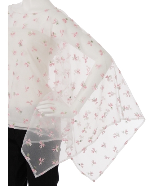 merry jenny（メリージェニー）の「おはな刺繍のスクエアＴＯＰＳ（シャツ/ブラウス・レディース・ブラック/オフホワイト・FREE）」の10枚目の写真