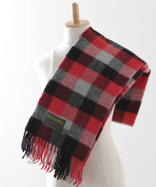 TWEED MILL（ツイードミル）の「ツイードミル 厚手マフラー 別注限定カラー（マフラー・レディース・ブラック/グレー/チェック/レッド/キャメル/クリーム/ピンク/イエロー×グレー/ホワイト×レッド/ライトブルー/レッド系/レッド系1・FREE）」の21枚目の写真