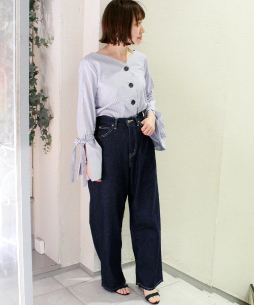 SLOBE IENA（スローブイエナ）の「LEE LOOSE FIT ストレートデニムパンツ◆（デニムパンツ・レディース・ネイビー・MEDIUM/SMALL/X-SMALL）」の12枚目の写真