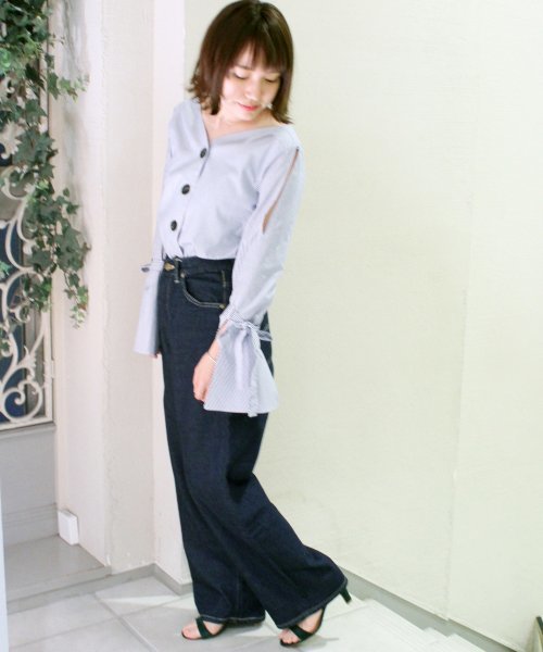 SLOBE IENA（スローブイエナ）の「LEE LOOSE FIT ストレートデニムパンツ◆（デニムパンツ・レディース・ネイビー・MEDIUM/SMALL/X-SMALL）」の14枚目の写真