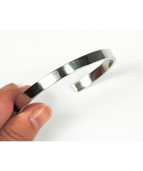 BEATJIVE（ビートジャイブ）の「ブレスレットシンプルデザインシルバーカラーステンバングル メンズ レディース（バングル/リストバンド・レディース・シルバー・FREE）」の3枚目の写真