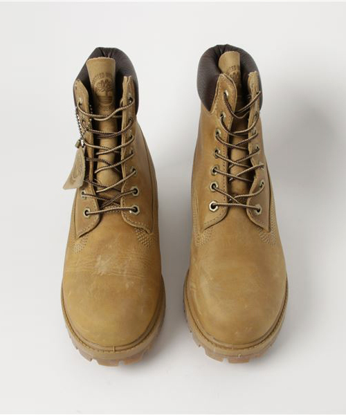 Timberland(ティンバーランド)の「ティンバーランドアイコン シックスインチ プレミアムブーツ(ブーツ・メンズ・イエロー・25.5cm/26.0cm/26.5cm/27.0cm/27.5cm/28.0cm/28.5cm/29.0cm/25.0cm)」の3枚目の写真