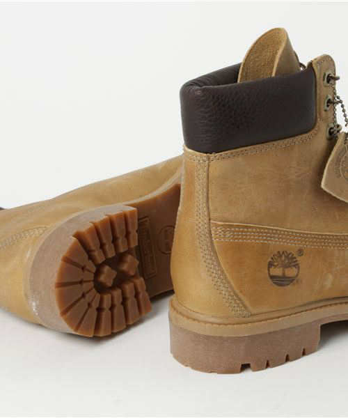 Timberland(ティンバーランド)の「ティンバーランドアイコン シックスインチ プレミアムブーツ(ブーツ・メンズ・イエロー・25.5cm/26.0cm/26.5cm/27.0cm/27.5cm/28.0cm/28.5cm/29.0cm/25.0cm)」の4枚目の写真