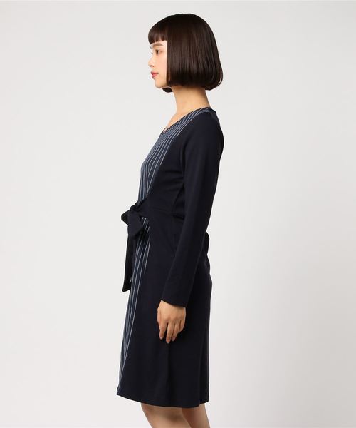 GeeRA(ジーラ)の「ポンチ素材切替配色ワンピース(ワンピース・レディース・ブルー系その他/チェック/ブラック系その他・S/M/L/XX-LARGE/LL)」の4枚目の写真