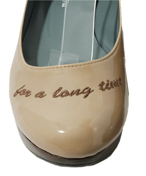 alcali(アルカリ)の「mie scarpe / 船底メッセージパンプス(パンプス・レディース・ブラック/ベージュ・2/3/4)」の7枚目の写真