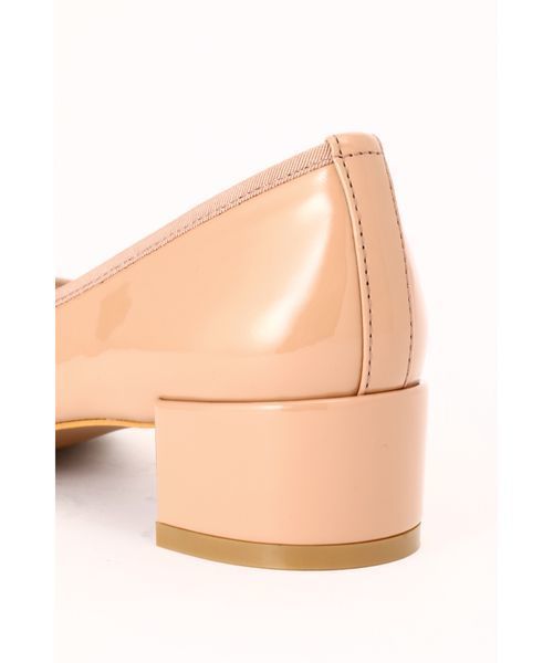 NATURAL BEAUTY BASIC（ナチュラルビューティーベーシック）の「バレエパンプス（パンプス・レディース・ブラック/シルバー/ベージュ・23.0cm/23.5cm/24.0cm/24.5cm）」の8枚目の写真