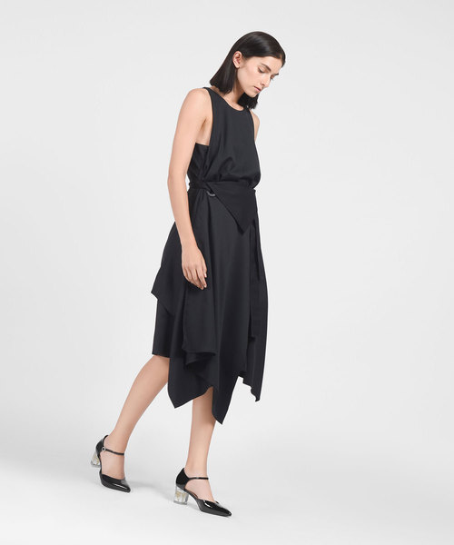 CHARLES & KEITH(チャールズ & キース)の「フローラスルーサイトヒールメリージェーン / FLORAL LUCITE HEEL MARY JANES(ローファー・レディース・ブラック/ピンク・23cm/25cm/24.5cm/23.5cm)」の7枚目の写真