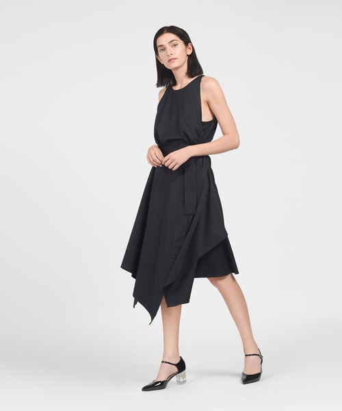 CHARLES & KEITH(チャールズ & キース)の「フローラスルーサイトヒールメリージェーン / FLORAL LUCITE HEEL MARY JANES(ローファー・レディース・ブラック/ピンク・23cm/25cm/24.5cm/23.5cm)」の8枚目の写真