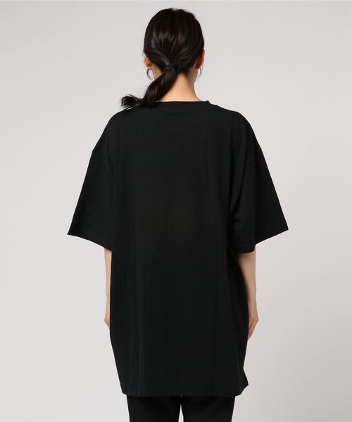 SpRay（スプレイ）の「ポケ付ＢＩＧ　Ｔシャツ（Tシャツ/カットソー・レディース・ブラック/パープル/グレー/オフホワイト/カーキ/ピンク/マスタード・FREE）」の8枚目の写真