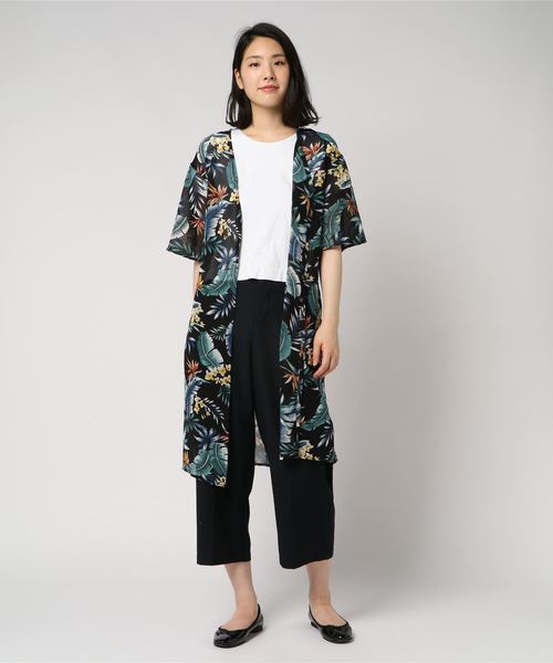 VENCEEXCHANGE（ヴァンスエクスチェンジ）の「リゾート柄シャツガウン（カーディガン/ボレロ・レディース・ブラック/ボルドー/グリーン・M）」の7枚目の写真