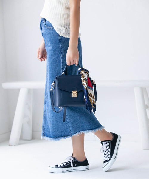 Edit Sheen(エディットシーン)の「スクエアフラップバッグ(ショルダーバッグ・レディース・ブラック/モカ/ネイビー・FREE)」の3枚目の写真