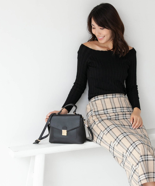 Edit Sheen(エディットシーン)の「スクエアフラップバッグ(ショルダーバッグ・レディース・ブラック/モカ/ネイビー・FREE)」の13枚目の写真