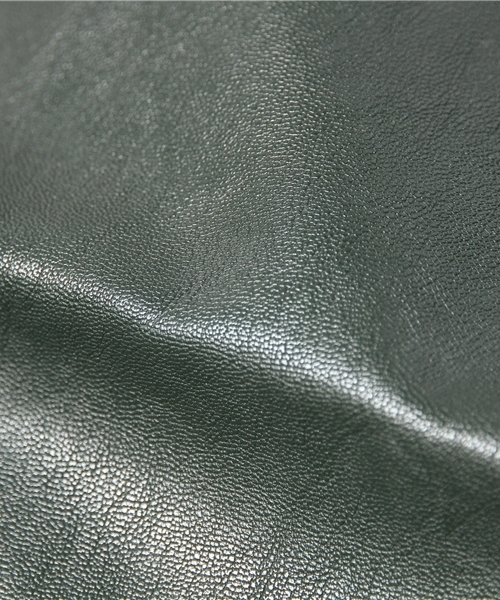 KBF（ケイビーエフ）の「KBF フェイクレザータイトスカート（スカート・レディース・ブラック/カーキ・36/38）」の12枚目の写真