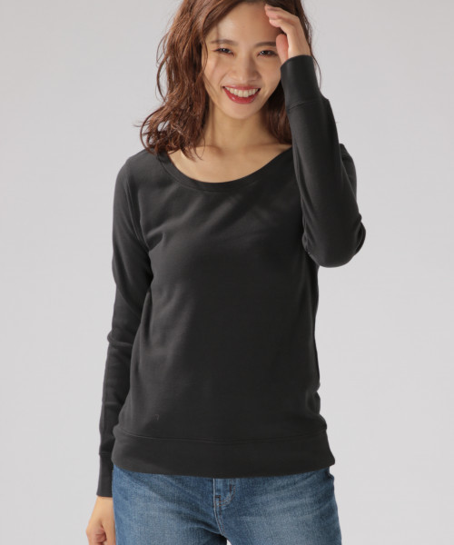 BAYFLOW(ベイフロー)の「ストレッチスムースクルーネック L/S Tシャツ(Tシャツ/カットソー・レディース・ブラック/その他1/グレー/その他3/その他2/オフホワイト・LARGE/MEDIUM/SMALL)」の4枚目の写真