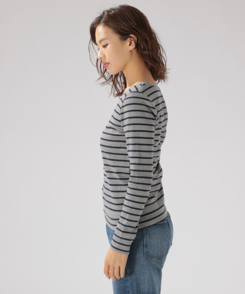 BAYFLOW(ベイフロー)の「ストレッチスムースクルーネック L/S Tシャツ(Tシャツ/カットソー・レディース・ブラック/その他1/グレー/その他3/その他2/オフホワイト・LARGE/MEDIUM/SMALL)」の7枚目の写真