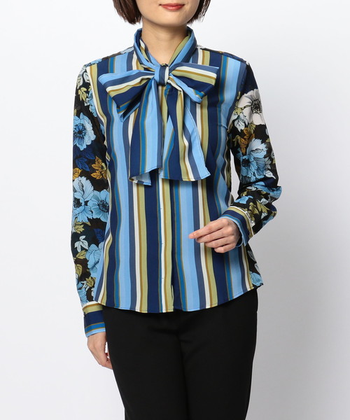 NARACAMICIE（ナラカミーチェ）の「フラワー＆ストライプボウタイ長袖ブラウス（シャツ/ブラウス・レディース・レッド/ブルー・SMALL/MEDIUM/LARGE）」の13枚目の写真