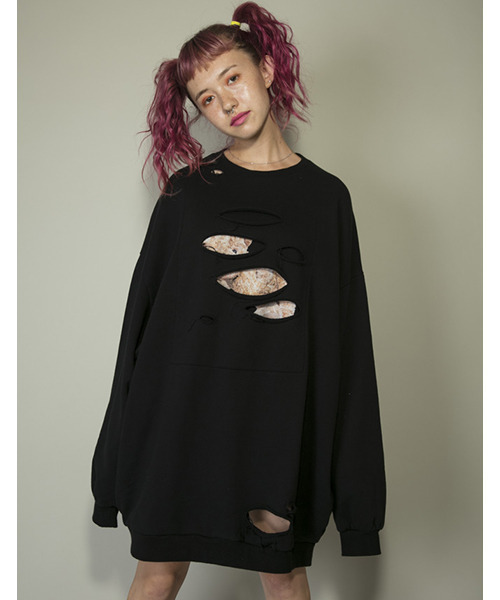 Candy Stripper（キャンディストリッパー）の「LAZY BEAR SWEAT ワンピース（ワンピース・レディース・ブラック/チャコールグレー・2）」の2枚目の写真