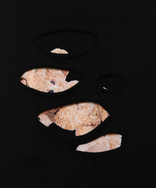 Candy Stripper（キャンディストリッパー）の「LAZY BEAR SWEAT ワンピース（ワンピース・レディース・ブラック/チャコールグレー・2）」の4枚目の写真