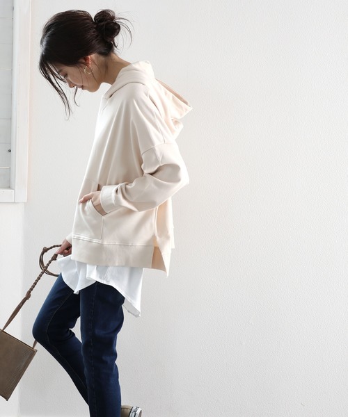 classicalelf（クラシカルエルフ）の「サイドスリット無地スウェットワイドプルオーバーパーカー（長袖）（パーカー・レディース・ブラック/グレー/アイボリー/モカ/ホワイト/ライトカーキ/パープル・MEDIUM/LARGE/X-LARGE）」の17枚目の写真