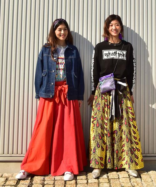 チャイハネ（チャイハネ）の「【チャイハネ】エスニックロゴスポーティTシャツ（ユニセックス）（Tシャツ/カットソー・メンズ・ホワイト/ブラック・FREE）」の6枚目の写真