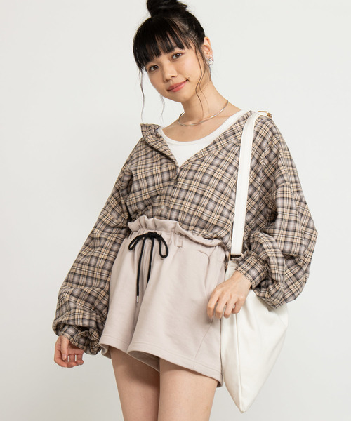 WEGO(ウィゴー)の「WEGO/ウエストフリルスウェットショートパンツ(スウェットパンツ・レディース・ブラック/ベージュ/杢グレー/ピンク・FREE)」の3枚目の写真