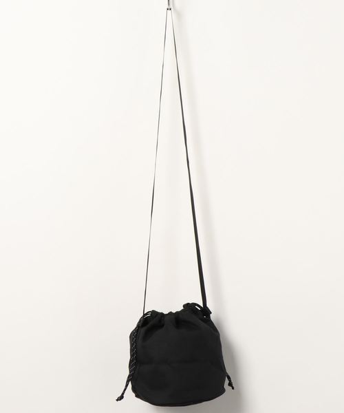 FREDRIK PACKERS（フレドリックパッカーズ）の「【Fredrik Packers】CANDY SHOULD（ショルダーバッグ・メンズ・ホワイト/ブラック・FREE）」の4枚目の写真