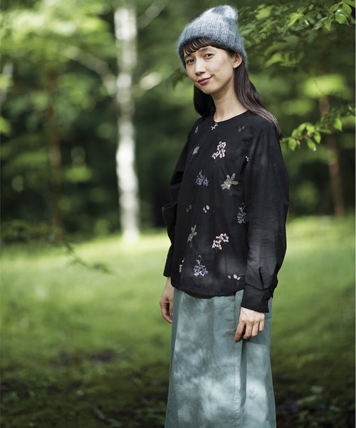 Sunny clouds（サニークラウズ）の「サニークラウズ　木の実図鑑トップス〈レディース〉（シャツ/ブラウス・レディース・ブラック・MEDIUM/LARGE/X-LARGE/XX-LARGE/NM）」の5枚目の写真