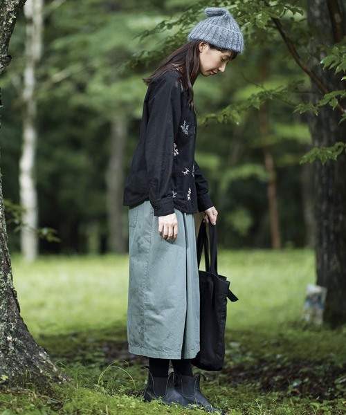 Sunny clouds（サニークラウズ）の「サニークラウズ　木の実図鑑トップス〈レディース〉（シャツ/ブラウス・レディース・ブラック・MEDIUM/LARGE/X-LARGE/XX-LARGE/NM）」の4枚目の写真