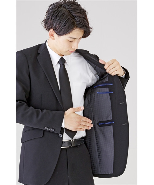 MONOIR(モノワール)の「濃染加工スリムサイズシングルスーツ(スーツジャケット・メンズ・ブラック・A3/A6/A7/A8/Y4/Y7/Y8/A4/A5/Y5/Y6)」の3枚目の写真